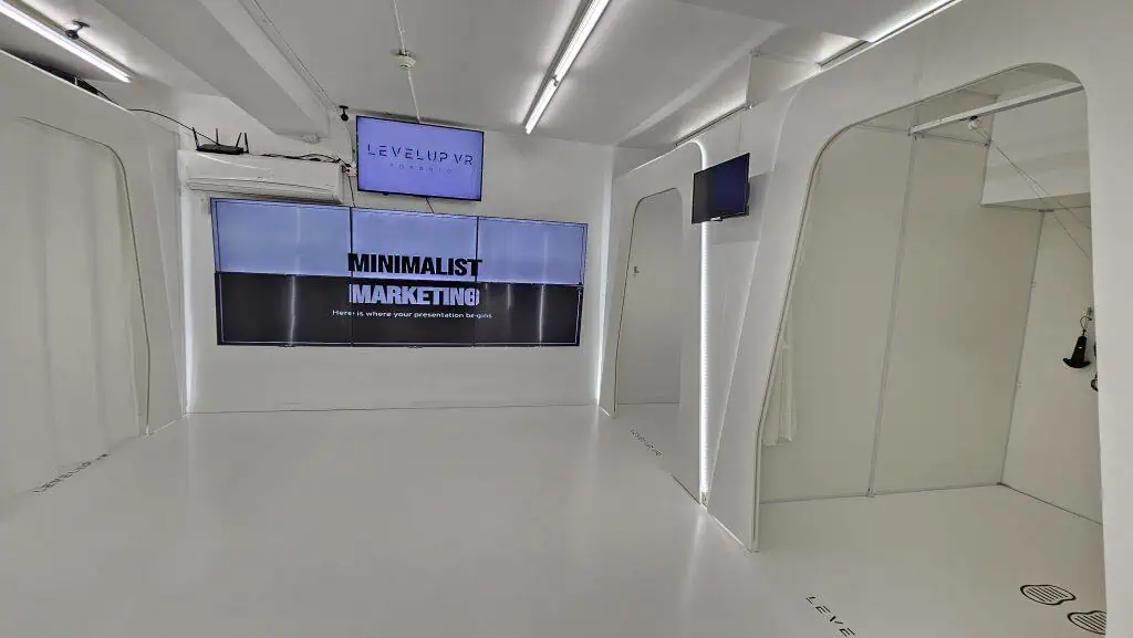 Levelup Reality Homepage (Virtual Reality Arcade Experience in Toronto) 7 Levelup VR Presentation